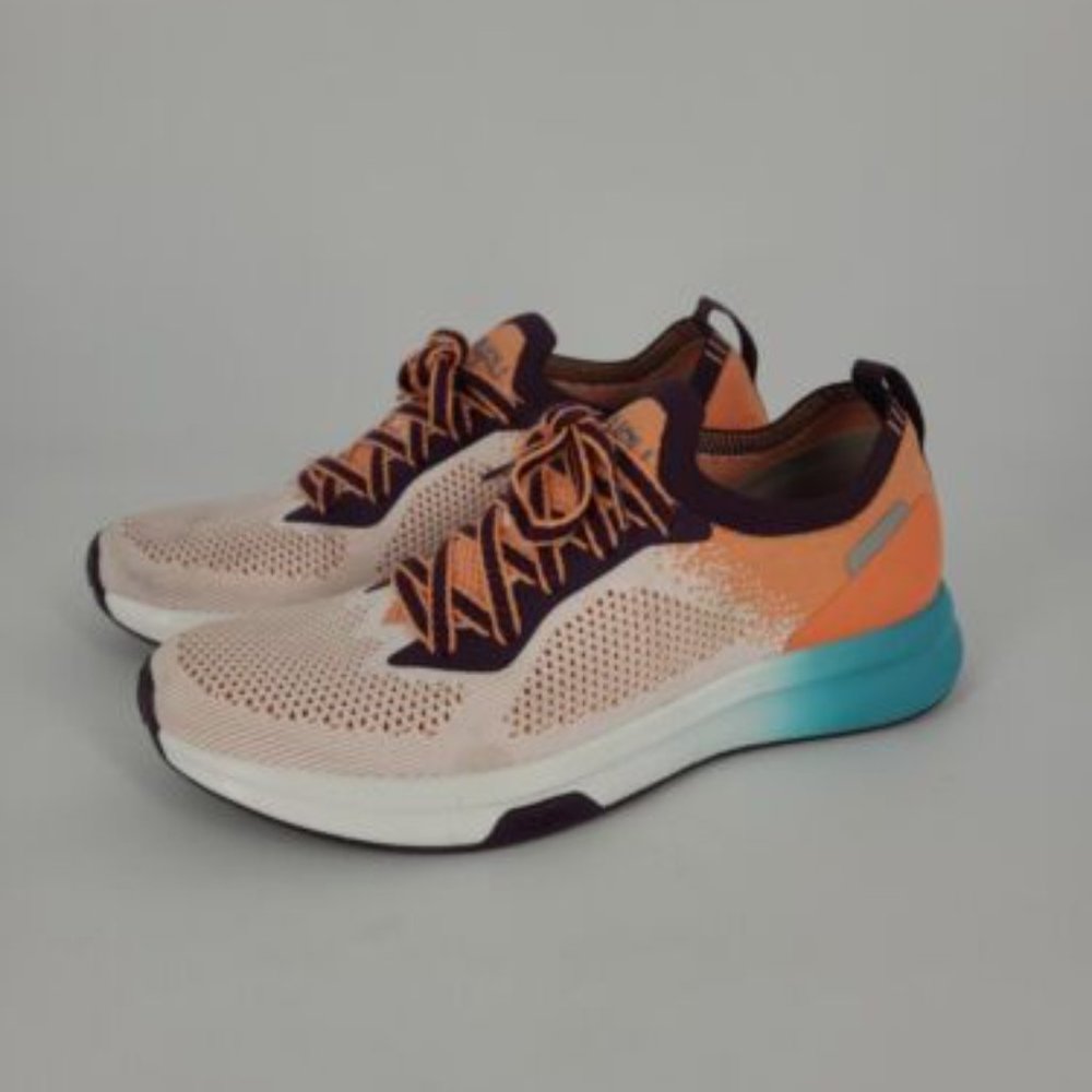 READ Kuru Flux Knit Sneakers Sz 7.5 Women's Trainers Multicolor White Peach Blue